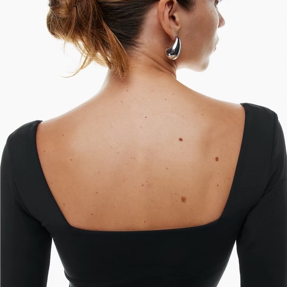 Babaton Contour Squareneck Hip Longsleeve - Picture 2 of 4